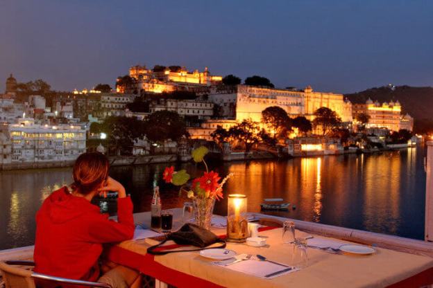 Romantic hotel for couple in Udaipur